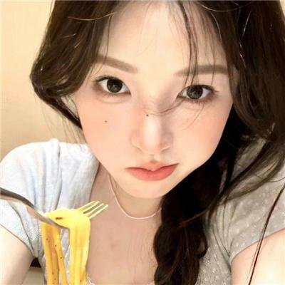 红唇